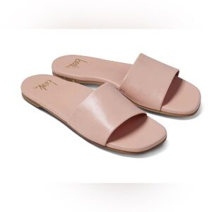 New in box Beek Honeybird blush slides sz 8